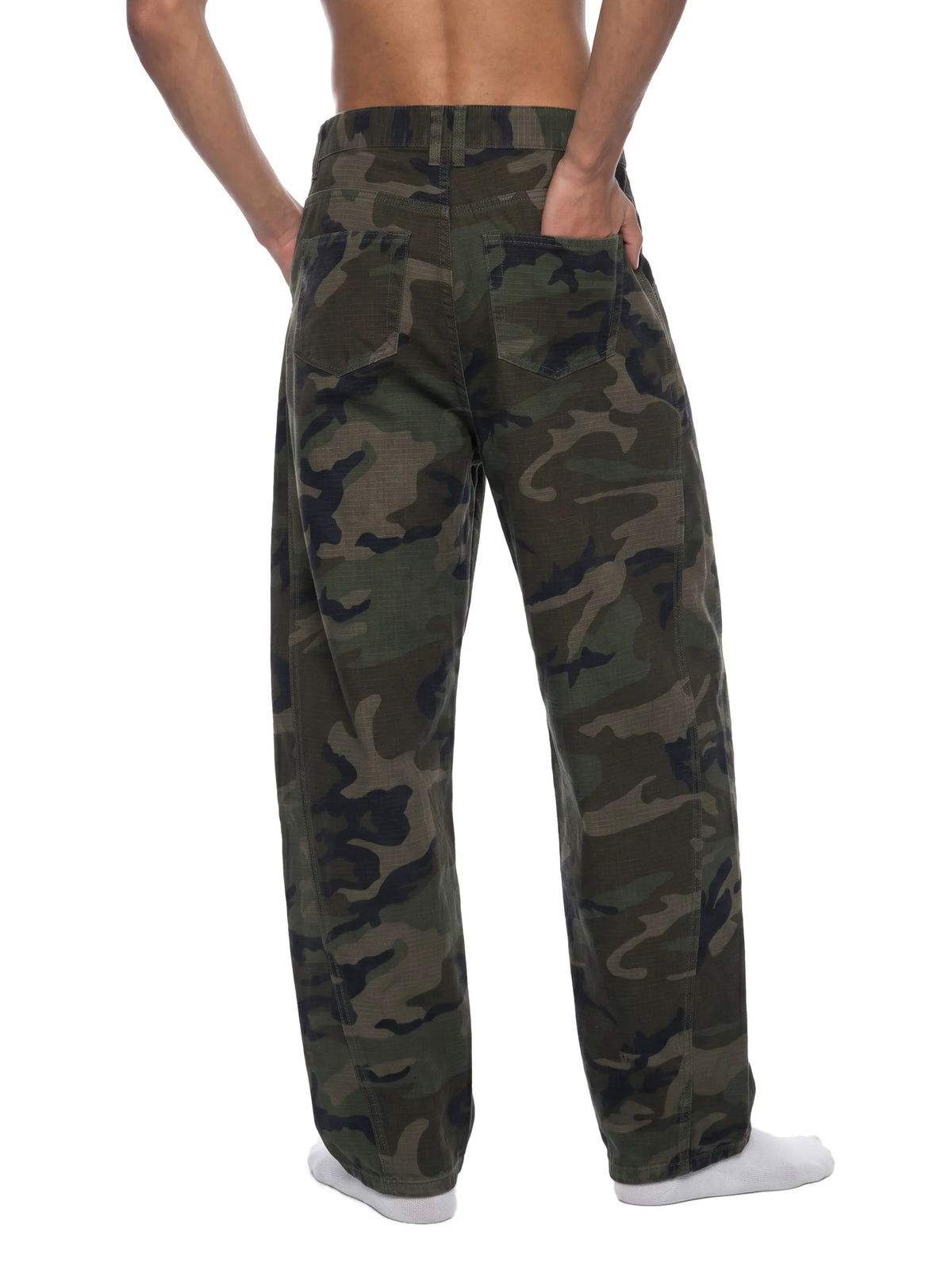Men’s Camo Barrel Leg Cargo Pants -
